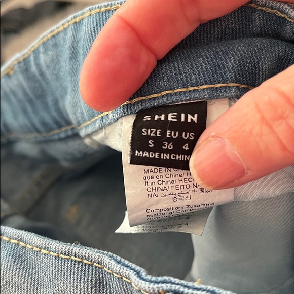 SHEIN Light Blue Denim Jeans - Picture 3 of 3